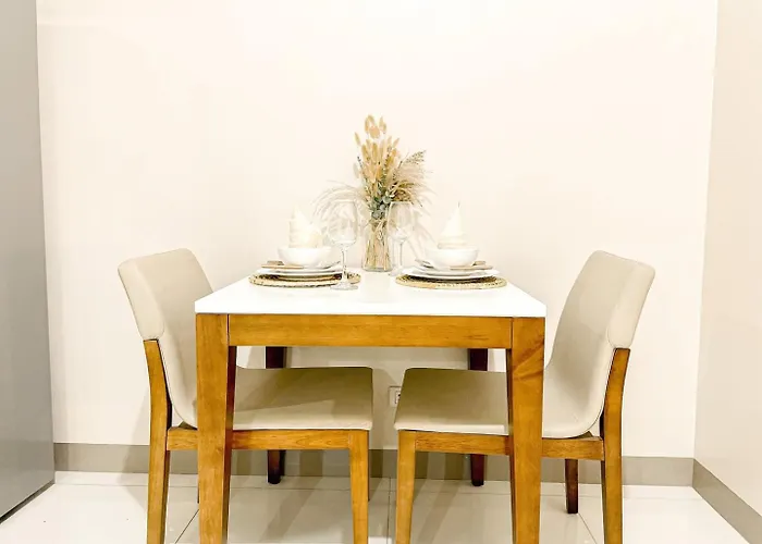 Bgc Prime, Near Uptown Mall, Grand Hyatt #ournw7m Holiday home *