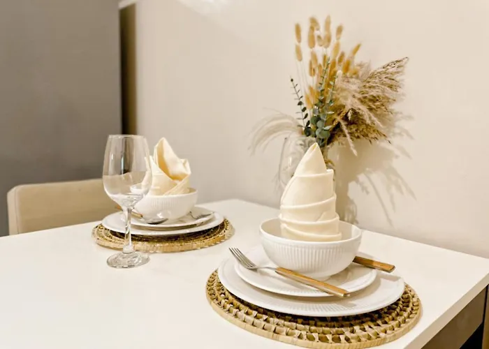 Bgc Prime, Near Uptown Mall, Grand Hyatt #ournw7m Holiday home